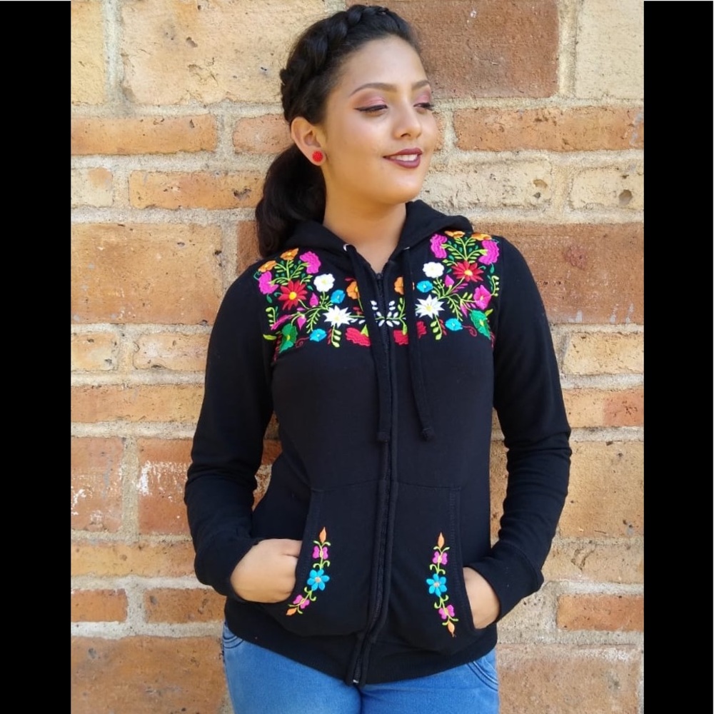 Mexican embroidered hoodie sweater size Small